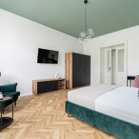 Two Bedroom Apartment - Dietla 11 Краков Экстерьер фото